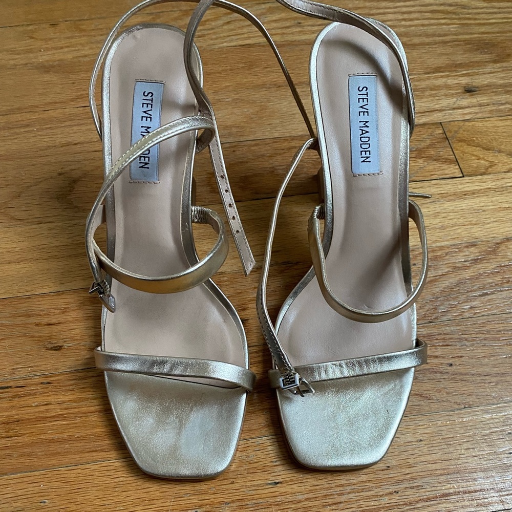 Steve Madden Gold Strappy Heels Size 9